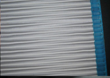 乾燥のための螺線形のドライヤー スクリーンが付いている製紙の平織りポリエステル網ベルト