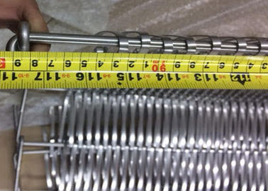 良い価格 装飾の平らなワイヤー コンベヤーの網ベルト、316ステンレス製のコンベヤー ベルトの長い時間の生命 オンライン