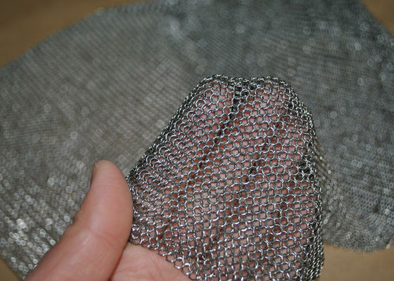 良い価格 溶接される304Lステンレス鋼は装飾および保護のためのChainmailのメッシュ生地を鳴らします オンライン