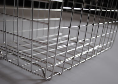 良い価格 金網のこし器の消毒積み重ね可能なワイヤー バスケットの食品等級の金属 オンライン
