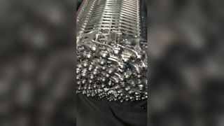 柔軟な金属ステンレス鋼スパイラルマシンメッシュパン冷却トンネルサークル冷却コンベアベルト