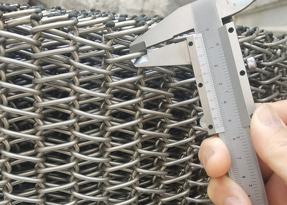 良い価格 防腐線網コンベヤーベルト 15-25mpa 張力強度 長さ 1m-100m オンライン