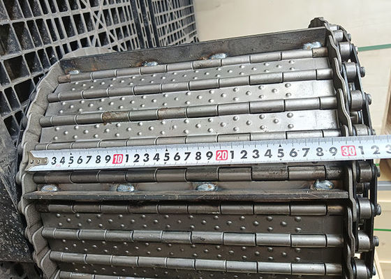 CNCアプロン 鋼孔式輸送機 鋼のヒンジベルト チップ輸送機チェーン