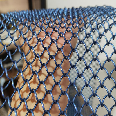 プロゴールドカラー 飾り付けメタルチェーンリンクコイル ドレッパリーメッシュ 部屋のディバイダー