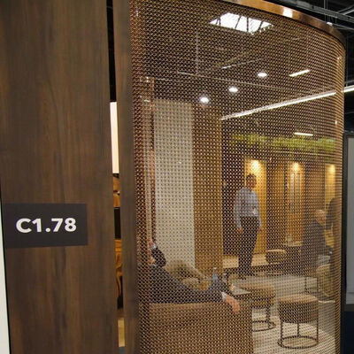 良い価格 カスタムサイズのゴールドカラーの金属装飾ステンレス鋼リングカーテンメッシュ生地 オンライン