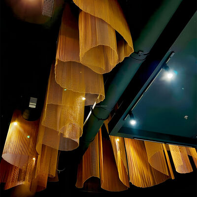 良い価格 アルミ天井カーテン異なる色のチェーンメールワイヤーメッシュネット装飾チェーンリンクメッシュカーテン オンライン